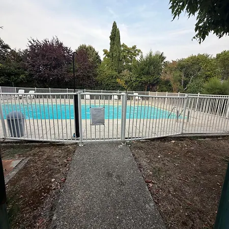 L Oasis T4 Avec Piscine Et Balcon Appartement